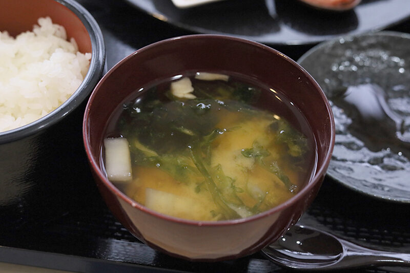 のり手巻きsendou〜千道〜の手巻きランチに付いてくるみそ汁