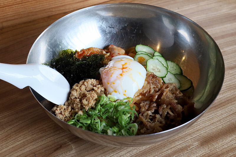 冷麺のお店hachiのビビン冷麺
